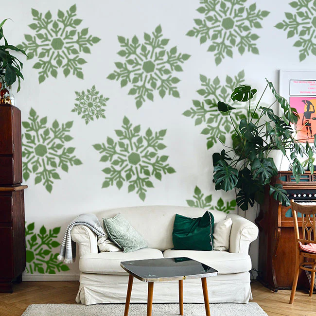 Pack of 4 snow flakes Wall Decoration Reusable Stencil for Canvas and wall painting.ID#33 - Image 4